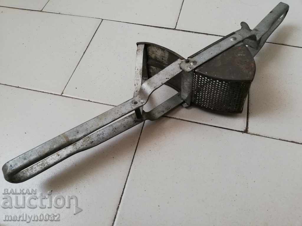 Παράδοση Πατήστε πατάτας Παράδοση Πατήστε πατάτας