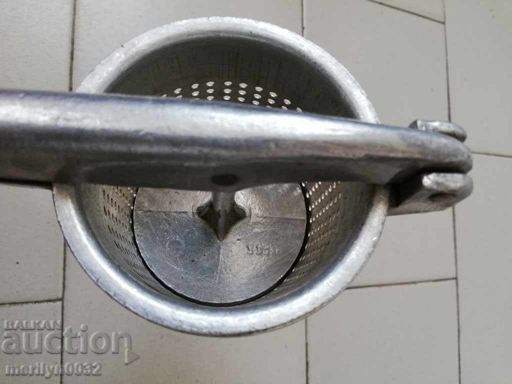 Press for potatoes tomatoes bananas with price 35.00 BGN | € 17.90 Press for potatoes tomatoes bananas with price 35.00 BGN | € 17.90