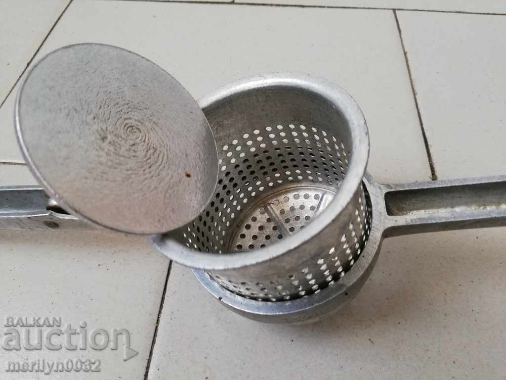 Press for potatoes tomatoes bananas - 6 Press for potatoes tomatoes bananas - 6