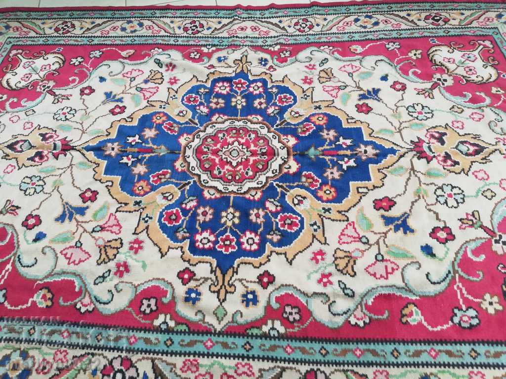 Auction Old hand-crafted Kotel carpet 3/2 meter long rug Auction Old hand-crafted Kotel carpet 3/2 meter long rug