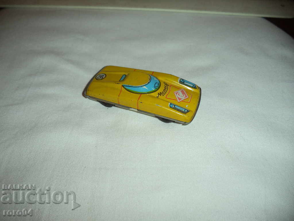 Auction METEOR 16 - OLD CHILD LAMINATED WHEEL - TOUGH Auction METEOR 16 - OLD CHILD LAMINATED WHEEL - TOUGH