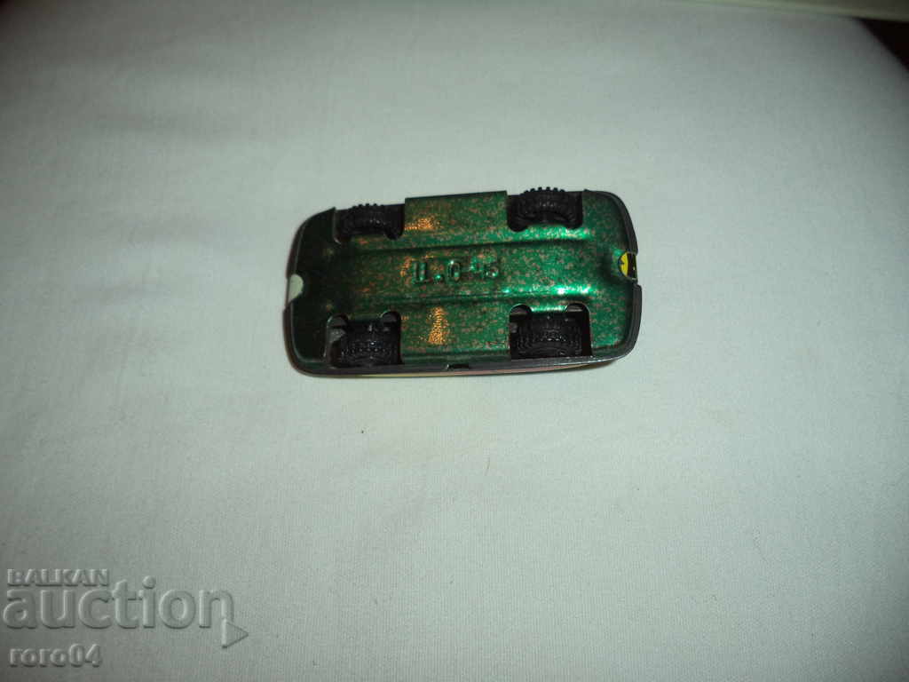 TEMP 1 - OLD CHILD LAMINATED WHEEL - TOUGH - 5 TEMP 1 - OLD CHILD LAMINATED WHEEL - TOUGH - 5