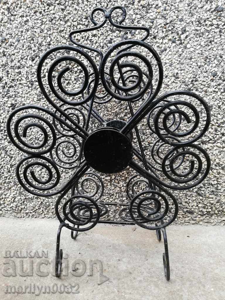 Stand for newspapers and magazines forged iron lace of metal - 5 Stand for newspapers and magazines forged iron lace of metal - 5