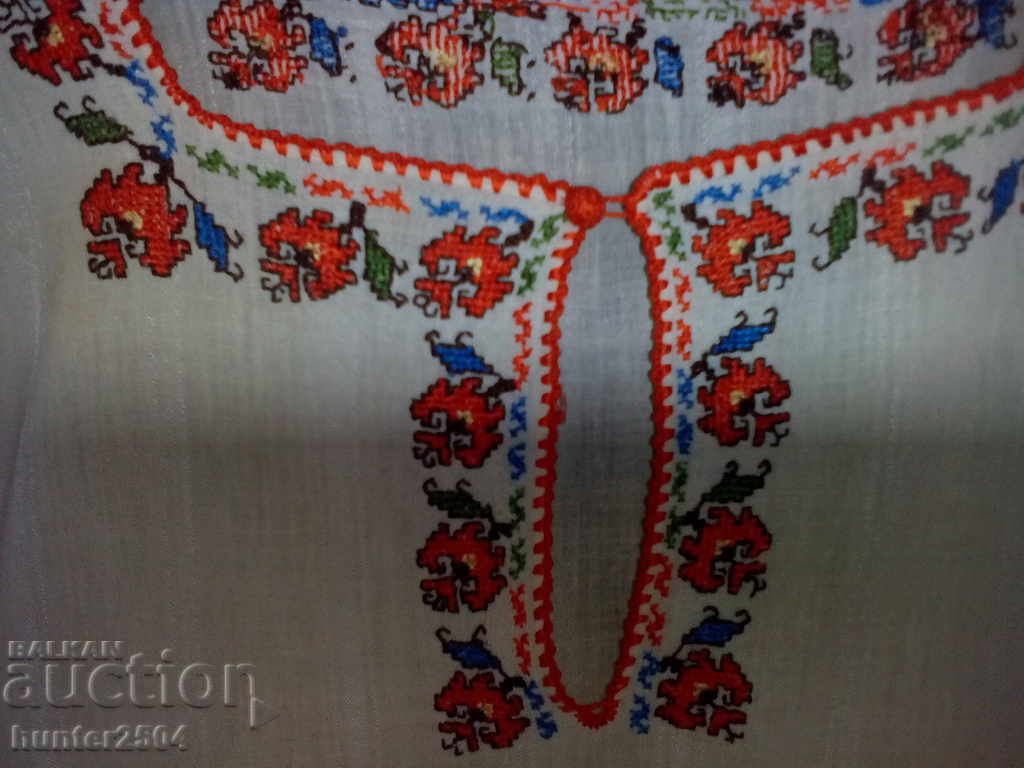 Shirt, lady's 120 cm long, silk velvet + hand embroidery with price 109.95 BGN | € 56.22 Shirt, lady's 120 cm long, silk velvet + hand embroidery with price 109.95 BGN | € 56.22