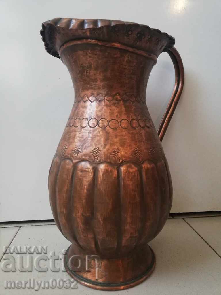 A copper jug ​​of a baker, a copper bowl of a goblet