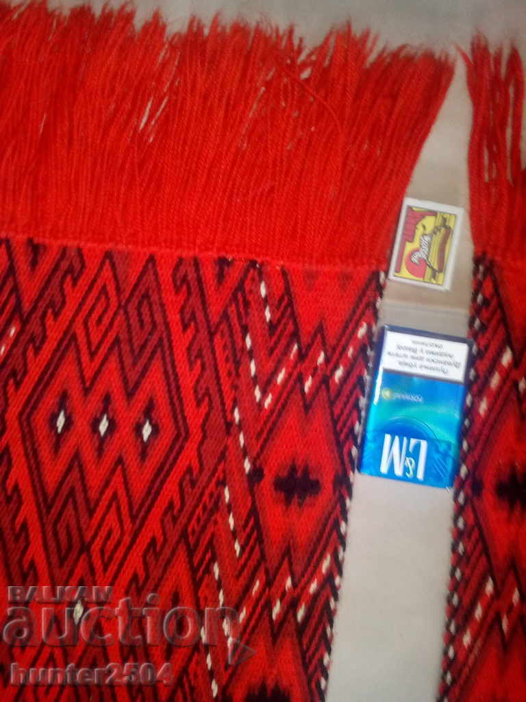 2 бр.Кувьори 104х63 см.вълнени конци,гръб кенар, неупотреб. с цена € 39.95 | 78.14 лв.