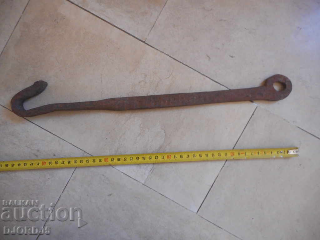 Old wrought iron with price 4.00 BGN | € 2.05 Old wrought iron with price 4.00 BGN | € 2.05