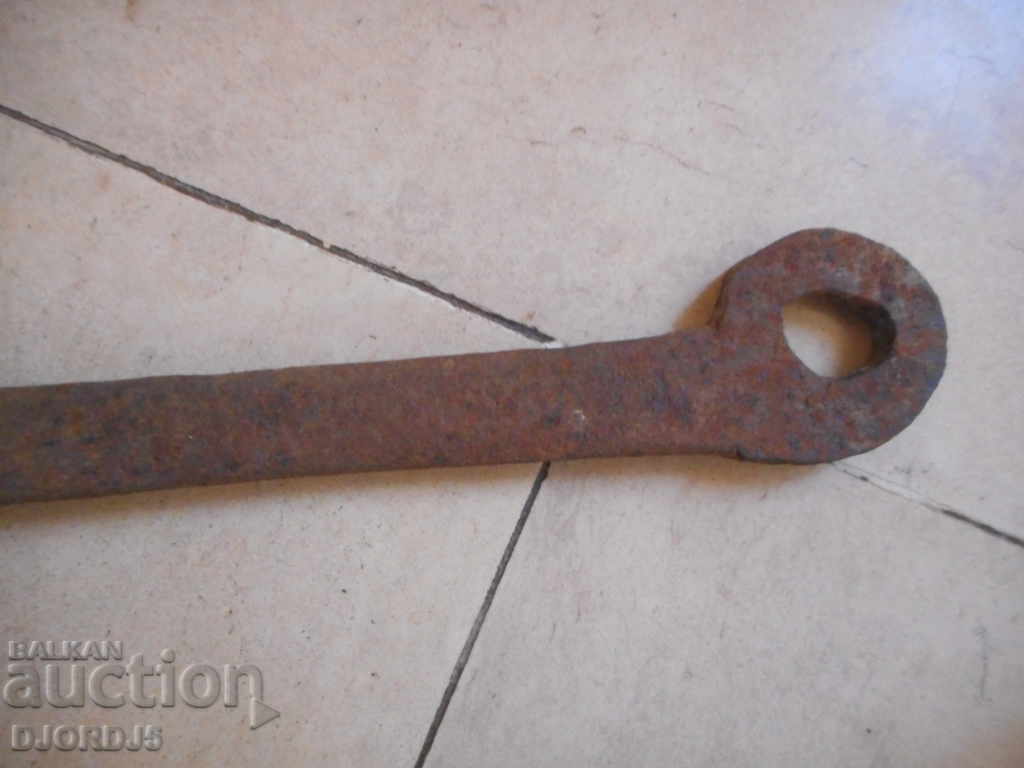 Delivery of Old wrought iron Delivery of Old wrought iron