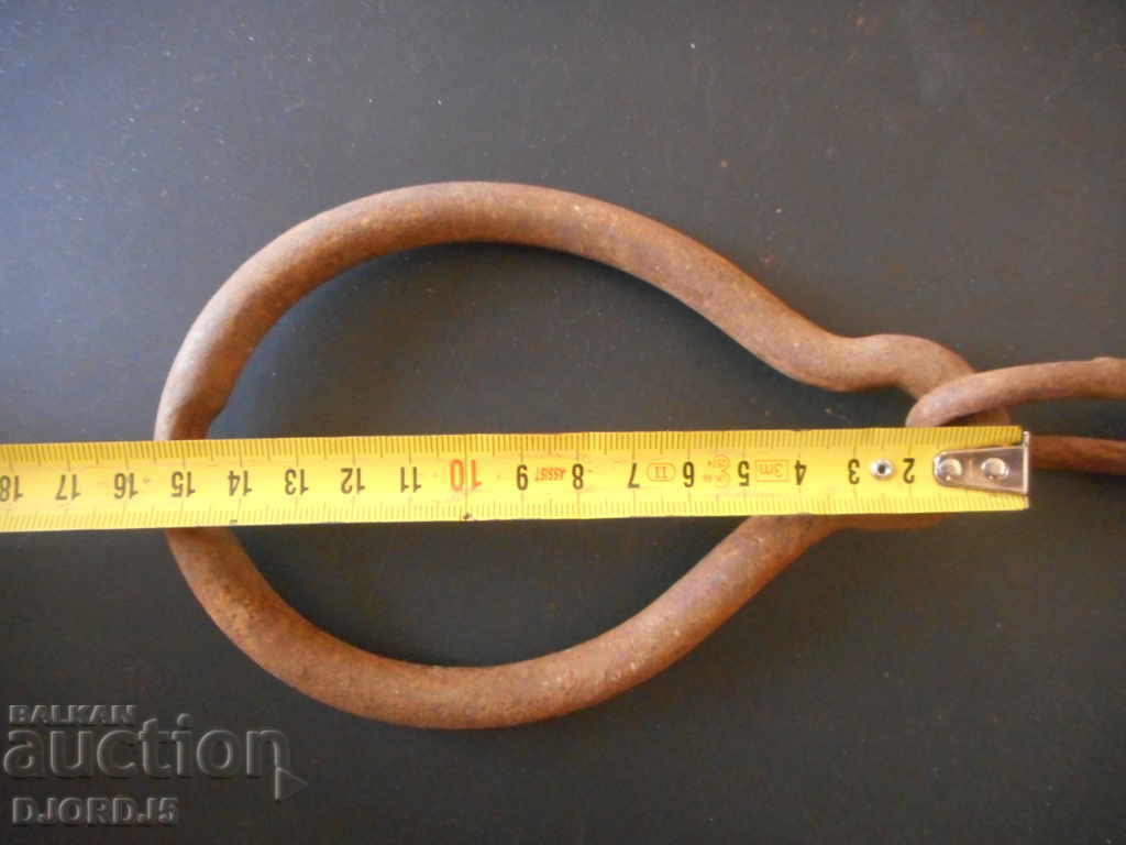 Vechi lanț masiv de cărucior - 5 Vechi lanț masiv de cărucior - 5