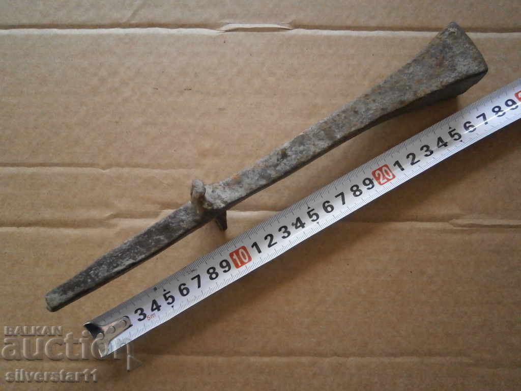 Delivery of an ancient primitive anvil Delivery of an ancient primitive anvil