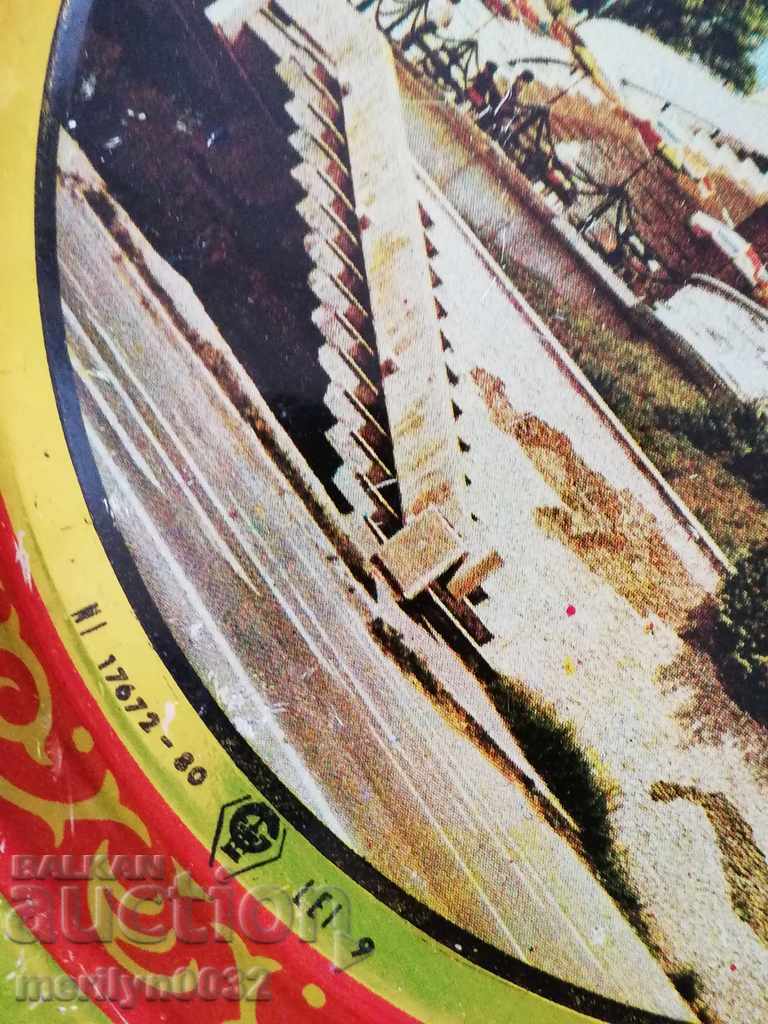 Аукцион Поднос, плато, тепсия Аукцион Поднос, плато, тепсия