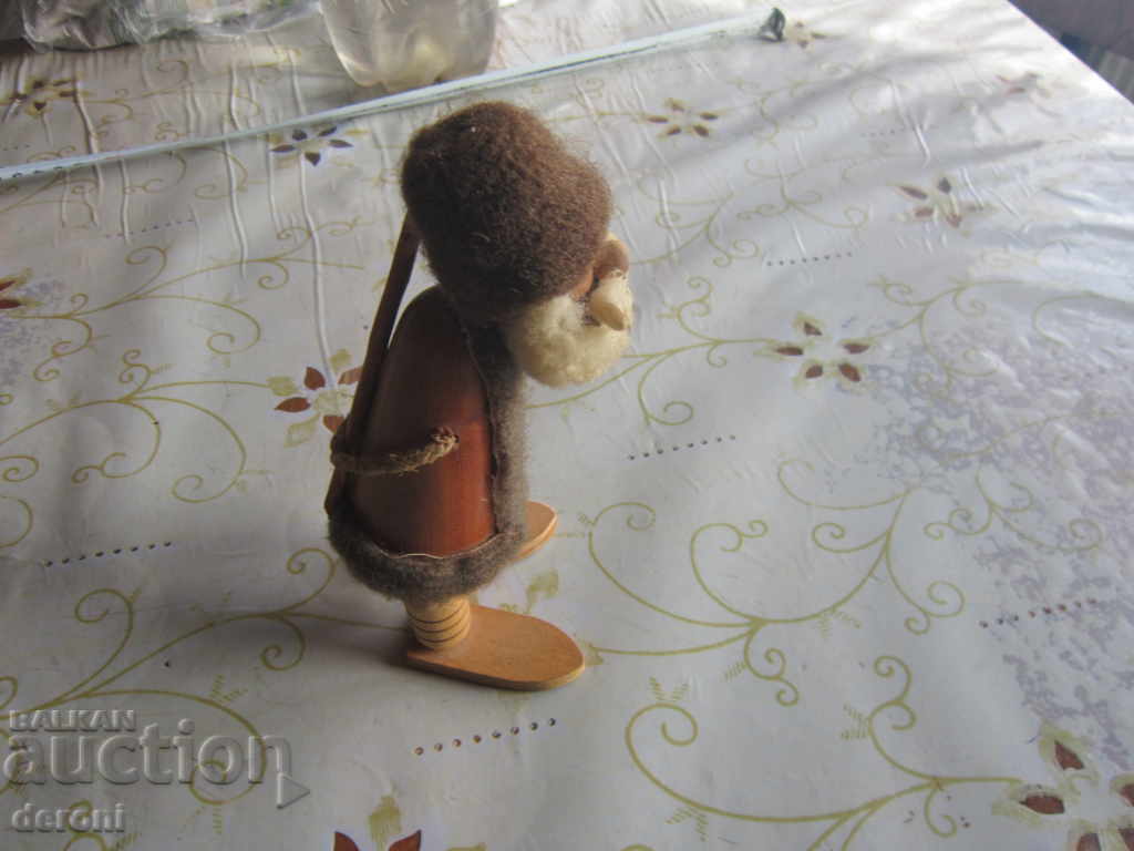 Delivery of Wooden figure Shepherd Shepherd Carving Delivery of Wooden figure Shepherd Shepherd Carving