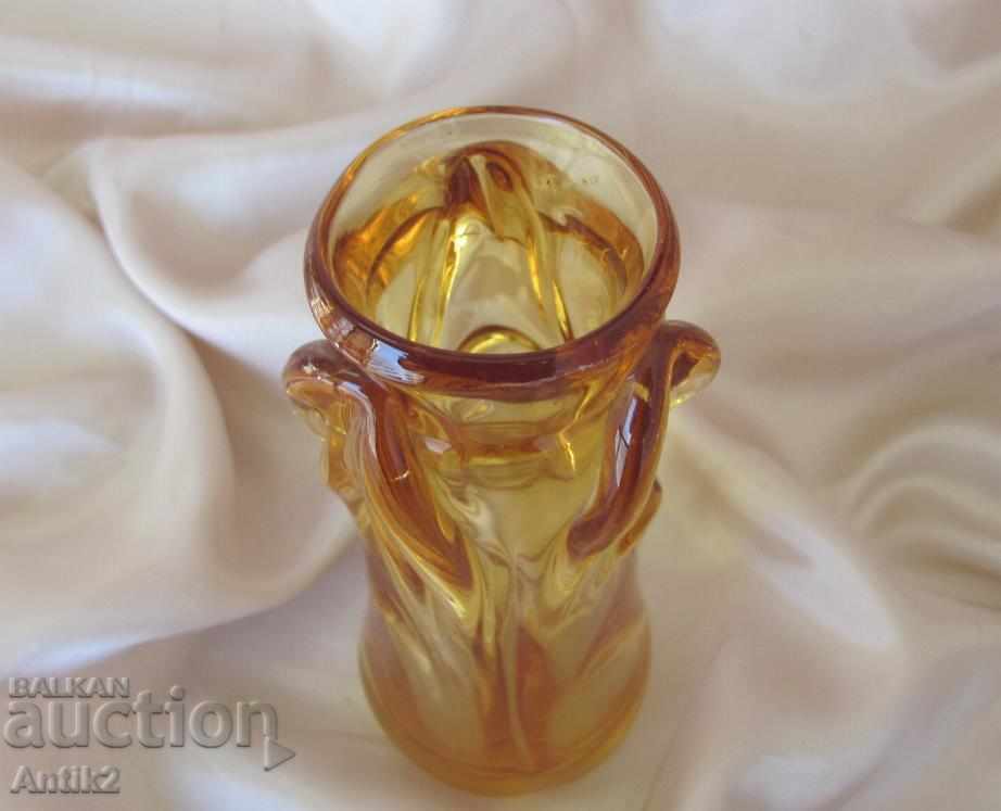 Auction Vintich Crystal Glass Vase Amber Glass Auction Vintich Crystal Glass Vase Amber Glass