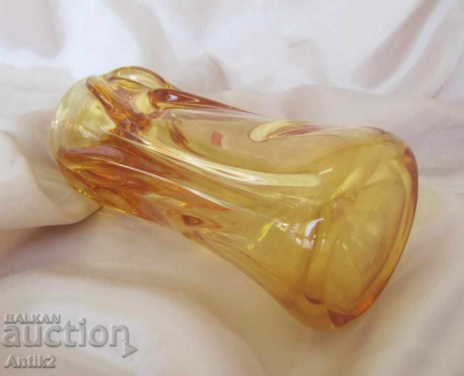 Vintich Crystal Glass Vase Amber Glass - 5 Vintich Crystal Glass Vase Amber Glass - 5