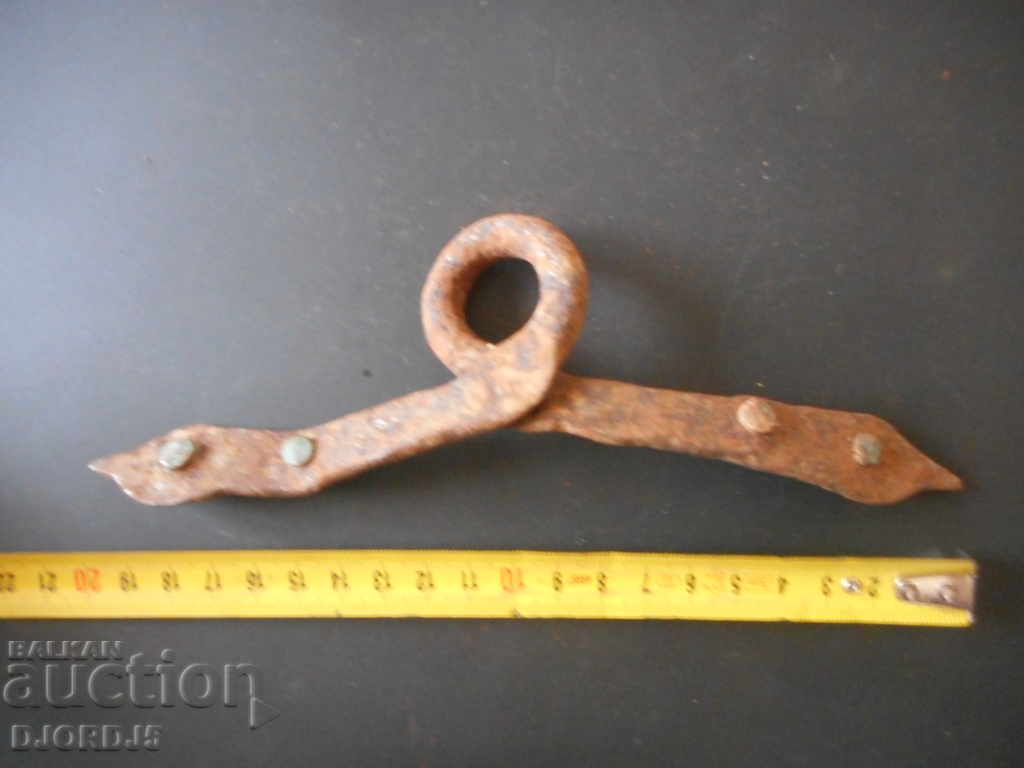 Auction An old honeycomb hinge Auction An old honeycomb hinge