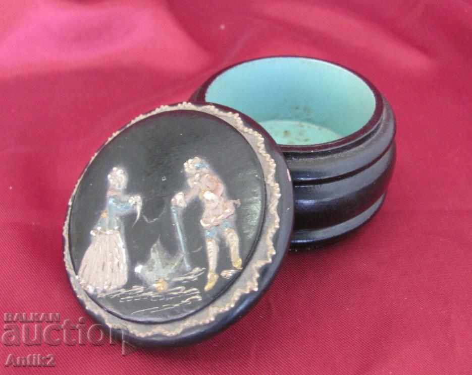 Auction  19th Century Wooden Victorian Style Jewelry Box