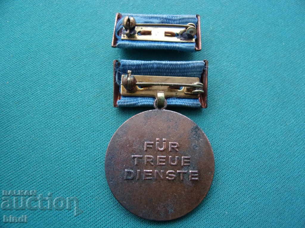 Medalia GDR cu preț € 3.58 | 7.00 BGN