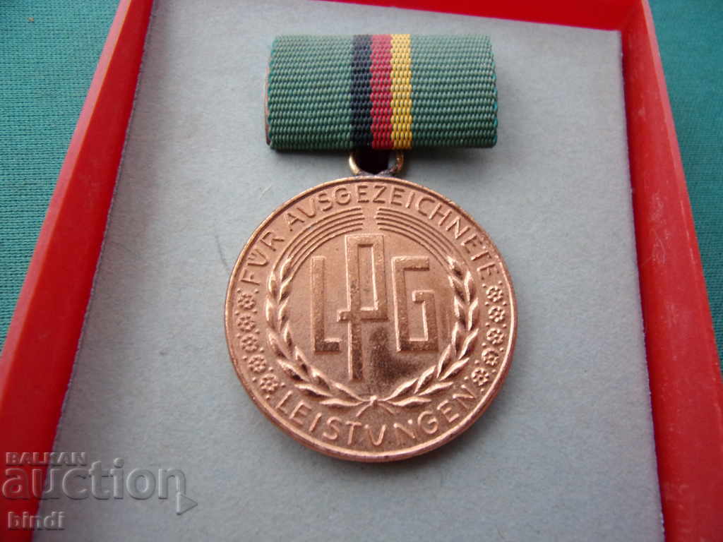 Medalia GDR cu preț € 5.11 | 9.99 BGN