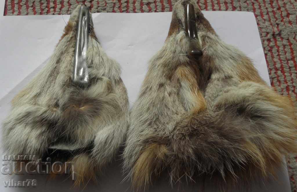 Доставка на ГЛАВИ ОТ ЛИСИЦА И КОЖА