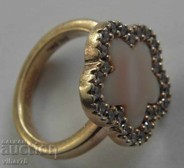 Delivery of VERY BEAUTIFUL BRANDED SILVER WOMEN'S GOLD PLATED RING Delivery of VERY BEAUTIFUL BRANDED SILVER WOMEN'S GOLD PLATED RING