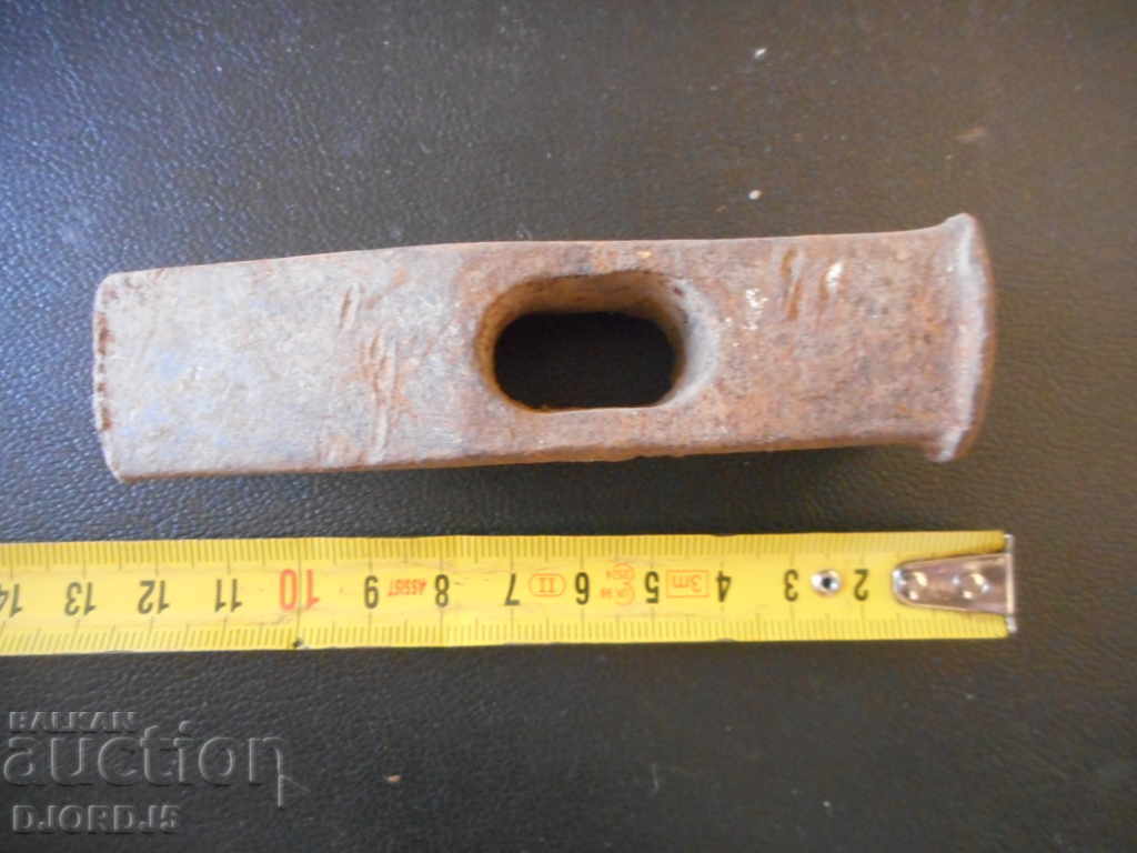 παλιό σφυρί με τιμή 2.00 BGN | € 1.02 παλιό σφυρί με τιμή 2.00 BGN | € 1.02