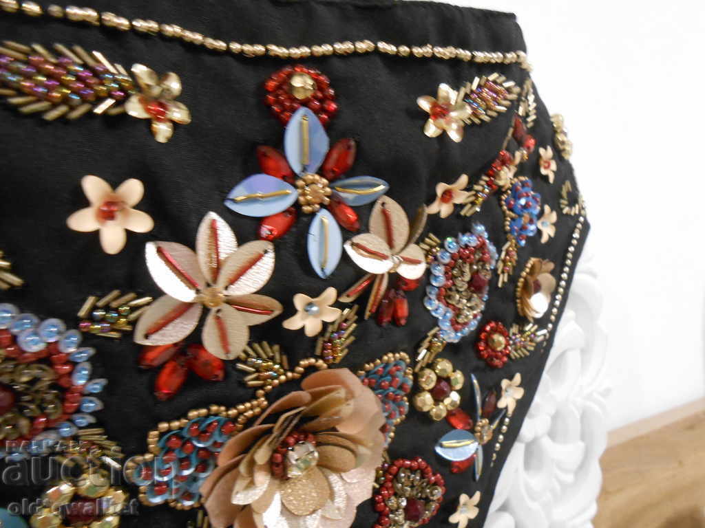 Υπέροχο κολιέ μαντήλι στο λαιμό ιδανικό για λαϊκή φορεσιά - 5 Υπέροχο κολιέ μαντήλι στο λαιμό ιδανικό για λαϊκή φορεσιά - 5