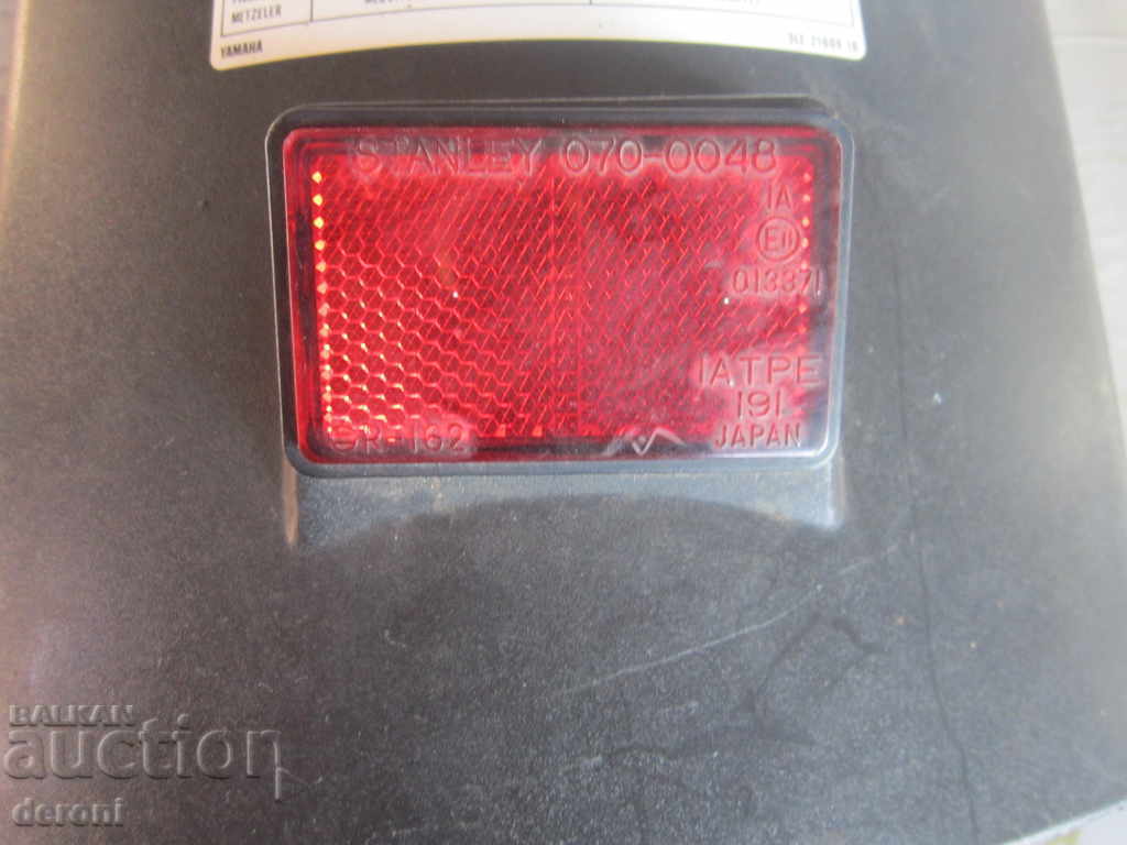 Rear fender for motorcycle Yamaha and rear reflector - 6