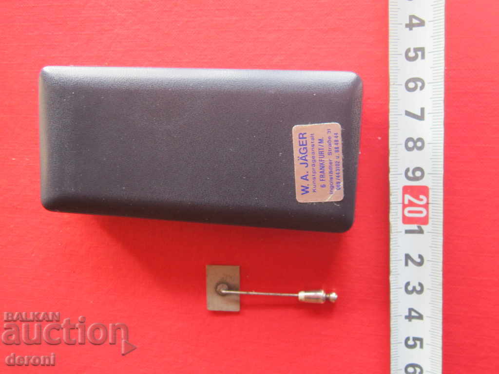 Delivery of German badge badge Asta Medica with box Delivery of German badge badge Asta Medica with box