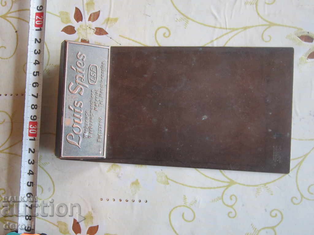 An old German notebook holder with a pinch with price 20.00 BGN | € 10.23 An old German notebook holder with a pinch with price 20.00 BGN | € 10.23