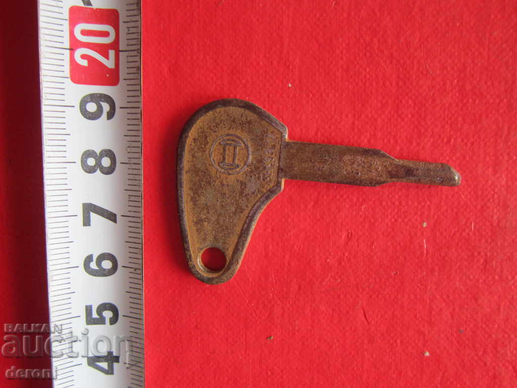 German old motorcycle key switch contact key 3 with price 15.00 BGN | € 7.67 German old motorcycle key switch contact key 3 with price 15.00 BGN | € 7.67