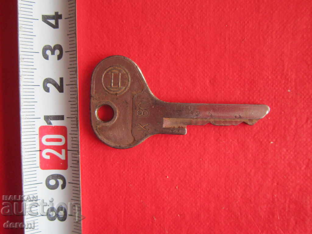 German old motorcycle key switch contact key 4 with price 15.00 BGN | € 7.67 German old motorcycle key switch contact key 4 with price 15.00 BGN | € 7.67