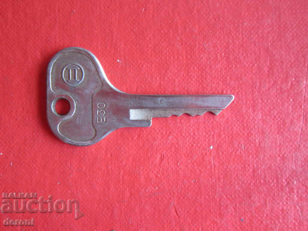 Delivery of German old motorcycle key switch contact key 6 Delivery of German old motorcycle key switch contact key 6