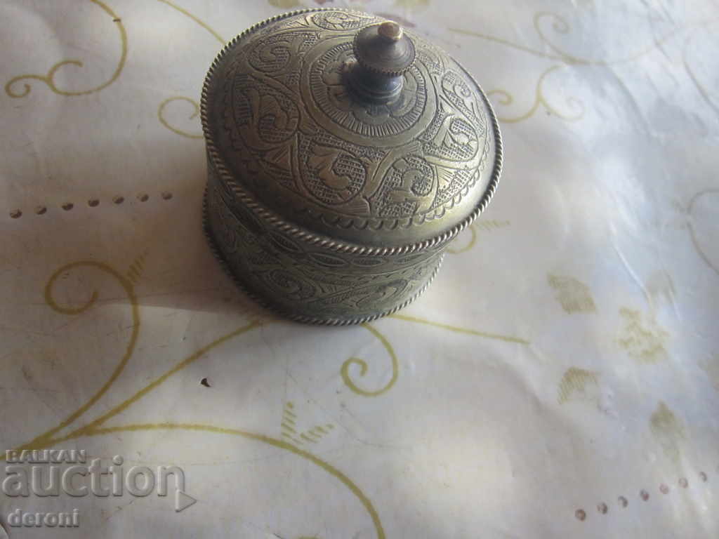 Османска бронзова кутия гравюри