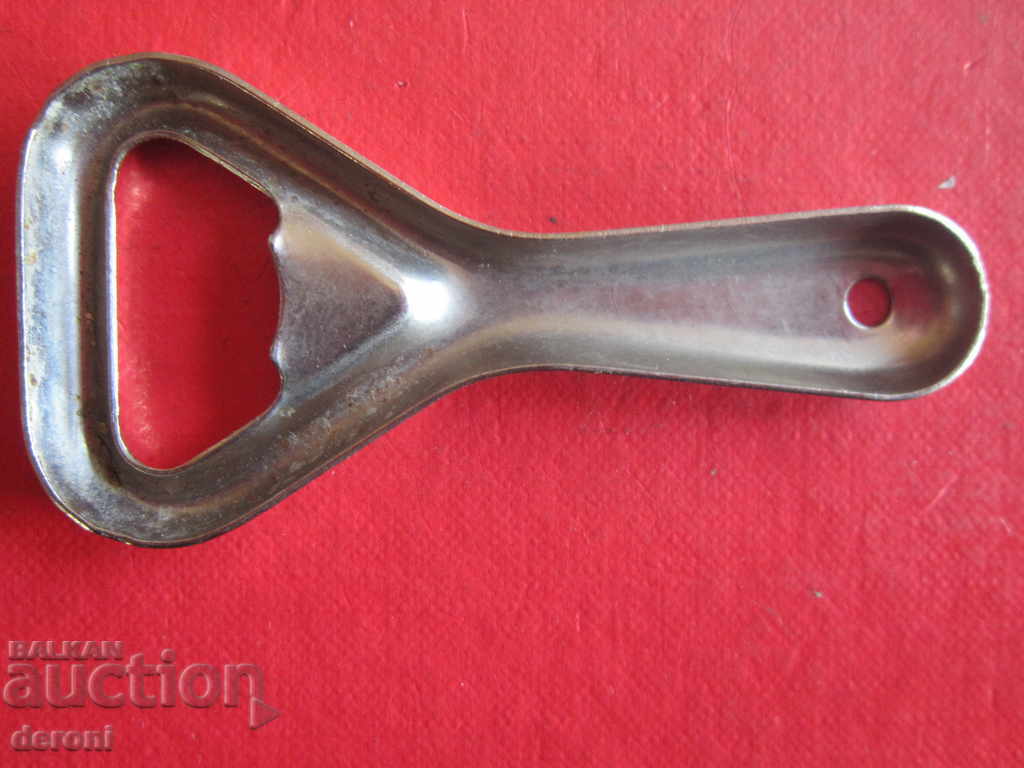 Παράδοση Το παλιό ανοιχτήρι του συλλέκτη Trin Coca Cola