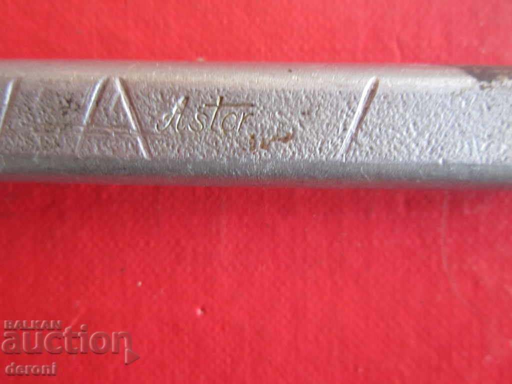 German Military Scalpel Instrument D R G M Aesculap 3 Reich - 5 German Military Scalpel Instrument D R G M Aesculap 3 Reich - 5