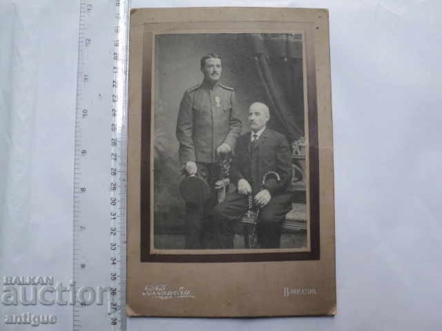 PICTURE DEBEL KARTON-OFFICER, SABIA ORDEN. cu preț 15.00 BGN | € 7.67