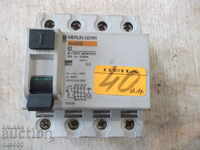 Four-pole circuit breaker "MERLIN GERIN-multi9-ID-25A"