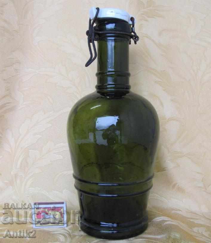 Auction The 30 Art Deco Glass Bottle 2 liters Auction The 30 Art Deco Glass Bottle 2 liters