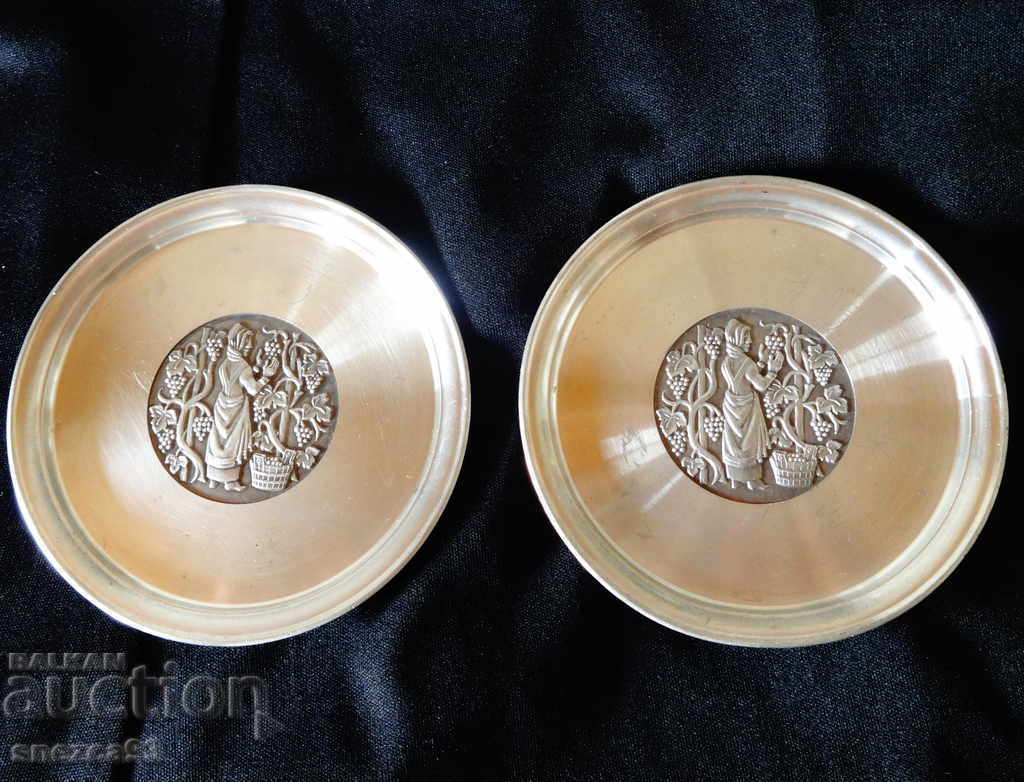 Pewter plate with embossed image Harvest, 2 pieces - 6