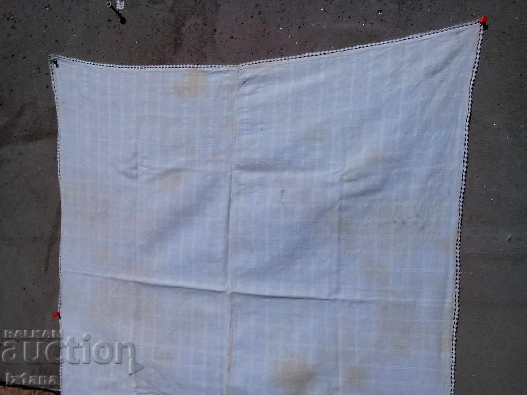 Старинна кенарена покривка с цена 10.00 лв. | € 5.11 Старинна кенарена покривка с цена 10.00 лв. | € 5.11