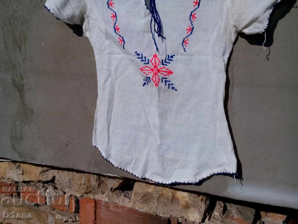 Auction Old children's ethnic shirt Auction Old children's ethnic shirt