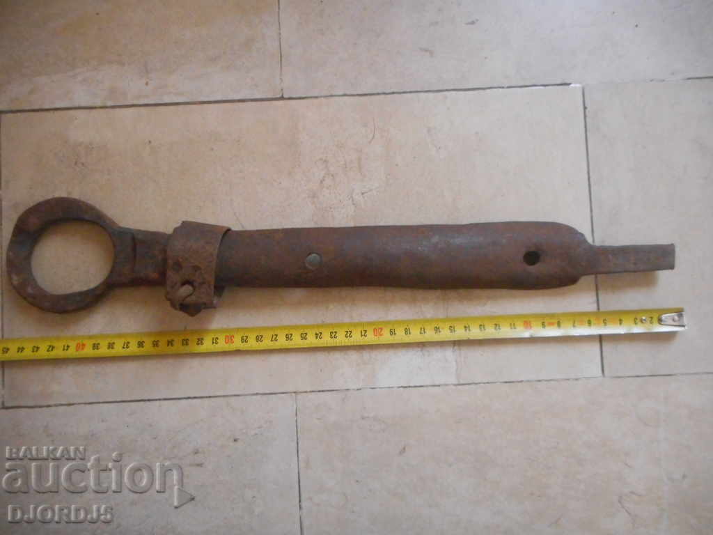 Delivery of Old wrought iron wagon Delivery of Old wrought iron wagon