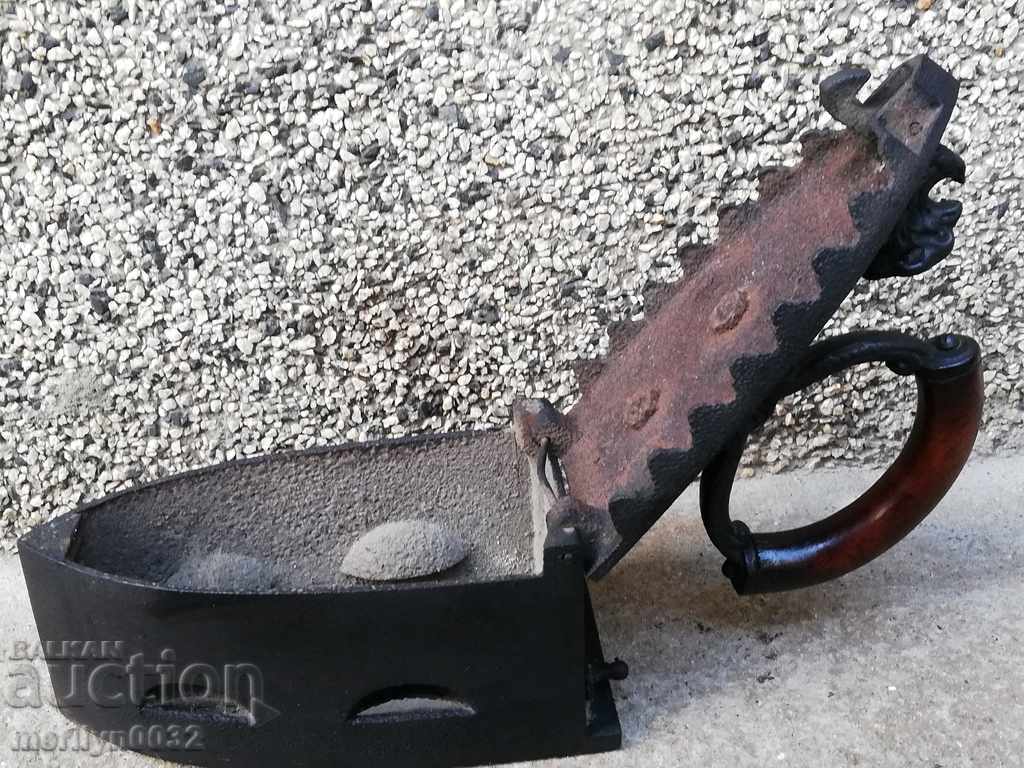 Παλιά σιδήρου στην πυρκαγιά - 6 Παλιά σιδήρου στην πυρκαγιά - 6