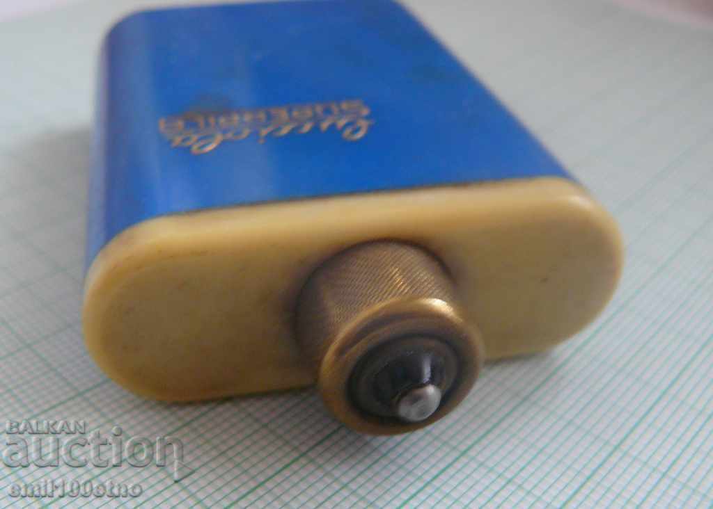 Auction Old Italian flashlight - LUCCIOLA Superpila battery Auction Old Italian flashlight - LUCCIOLA Superpila battery