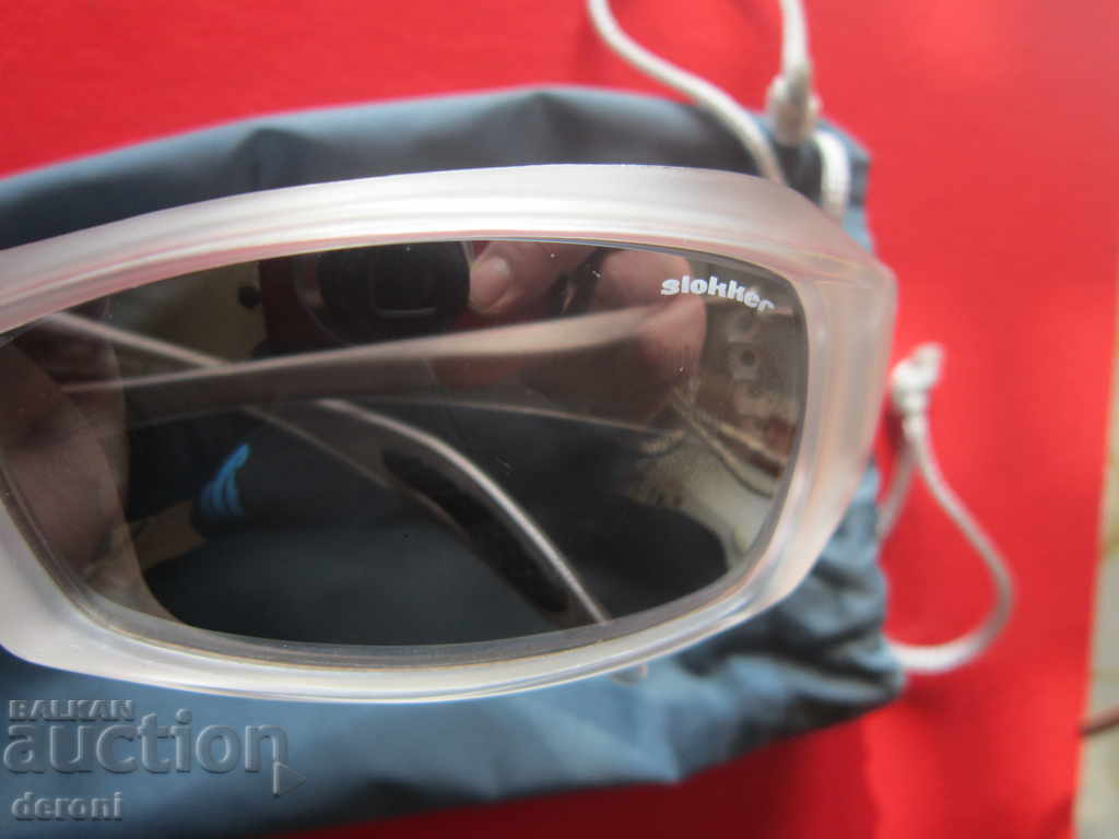 Original Sloker 51160 sunglasses with case with price 30.00 BGN | € 15.34 Original Sloker 51160 sunglasses with case with price 30.00 BGN | € 15.34