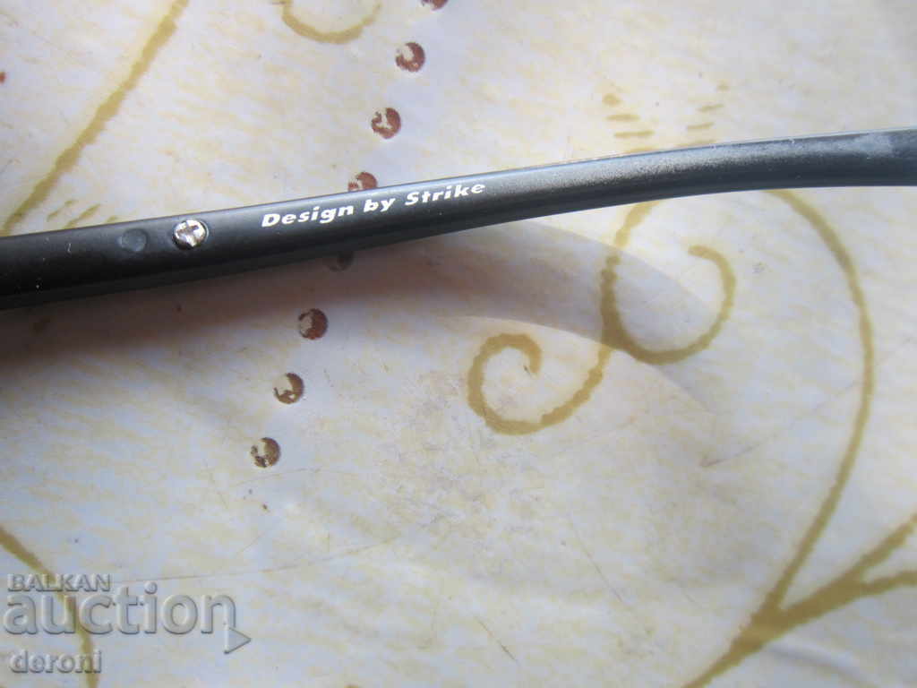 Auction Original sunglasses Strike 021 Auction Original sunglasses Strike 021