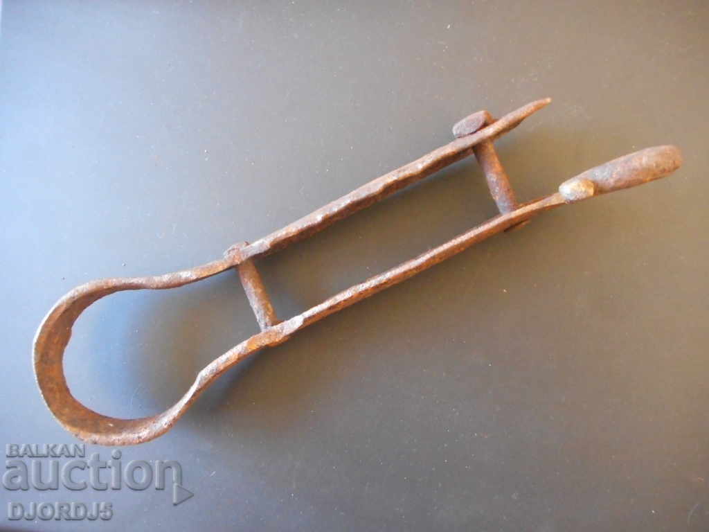 Auction Old wrought iron wagon Auction Old wrought iron wagon