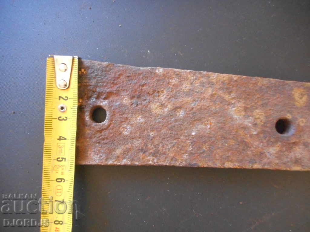 Auction Old large forged latch Auction Old large forged latch