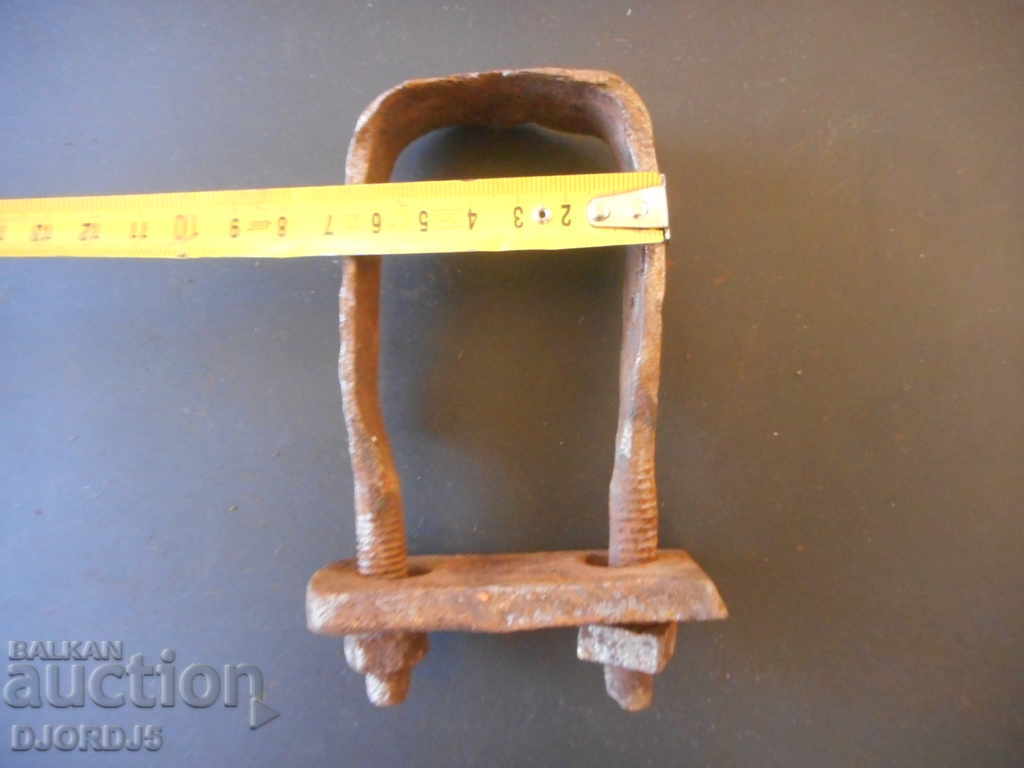 Delivery of Old wrought iron Delivery of Old wrought iron