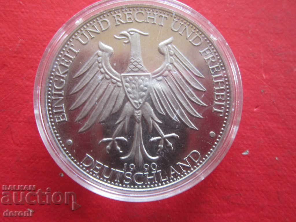 Old German toy Old coin 1990 with price 10.00 BGN | € 5.11 Old German toy Old coin 1990 with price 10.00 BGN | € 5.11